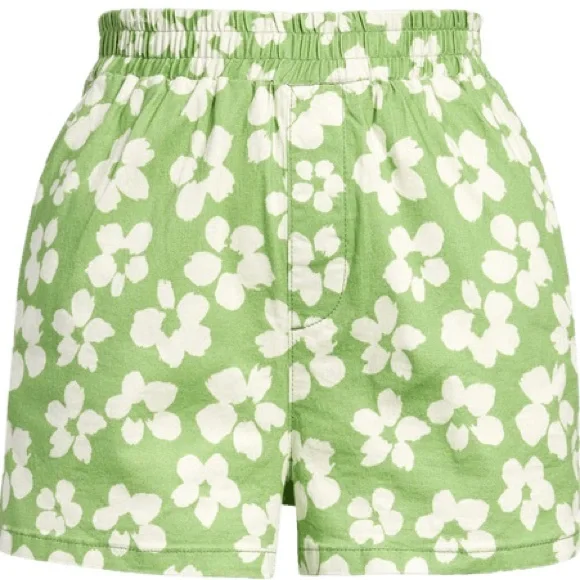 Topshop Hibiscus Floral Print Shorts In Green - Picture 1 of 5